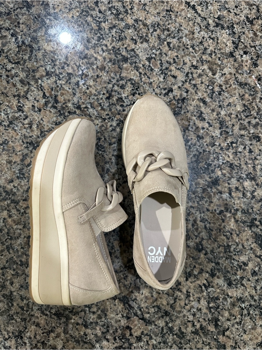 Madden NYC Size 7. 5 Platform Slip-On Loafers with Chain Accent - Beige GUC - Picture 5 of 5